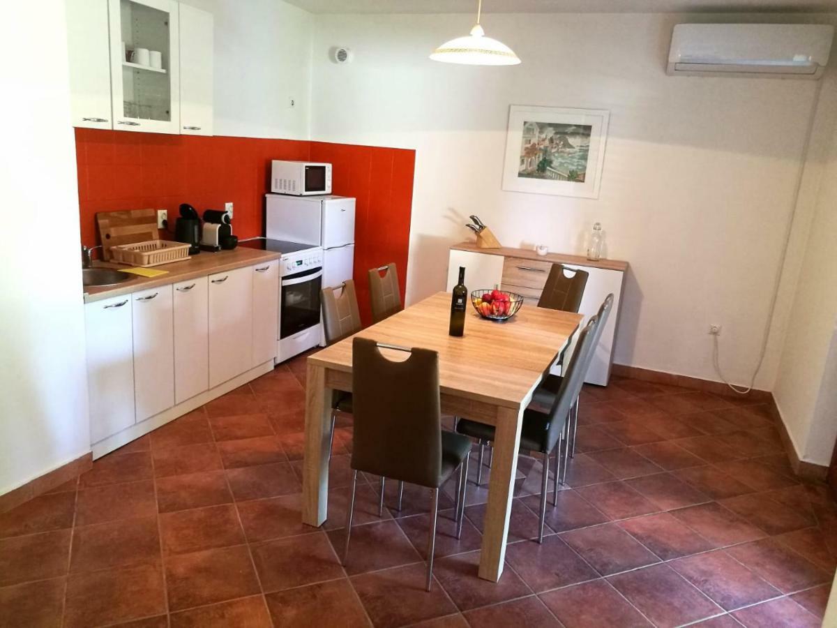 Casa Val Madorso Appartement Peroj Buitenkant foto